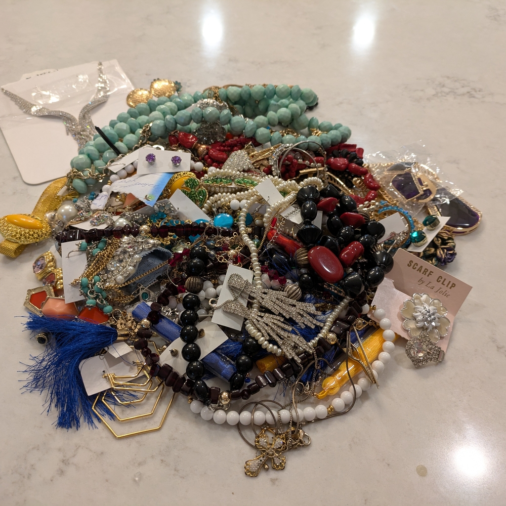 Elegant Multicolor Necklace Set Lot 3 Pounds